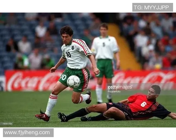 大叔型足球球星：经验与激情并存的绿茵传奇与时代记忆